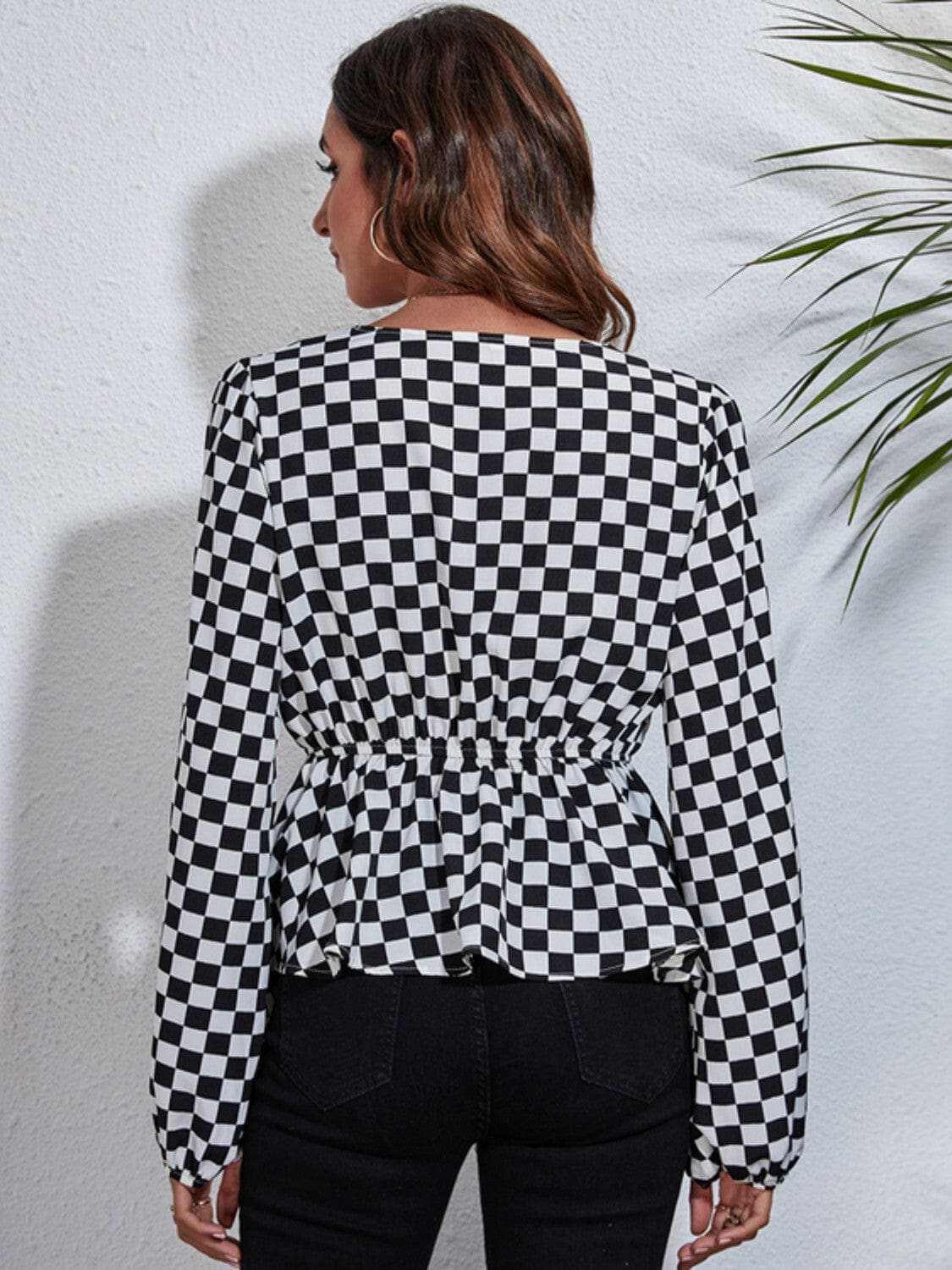 Chic checkered v-neck peplum blouse - Love Salve